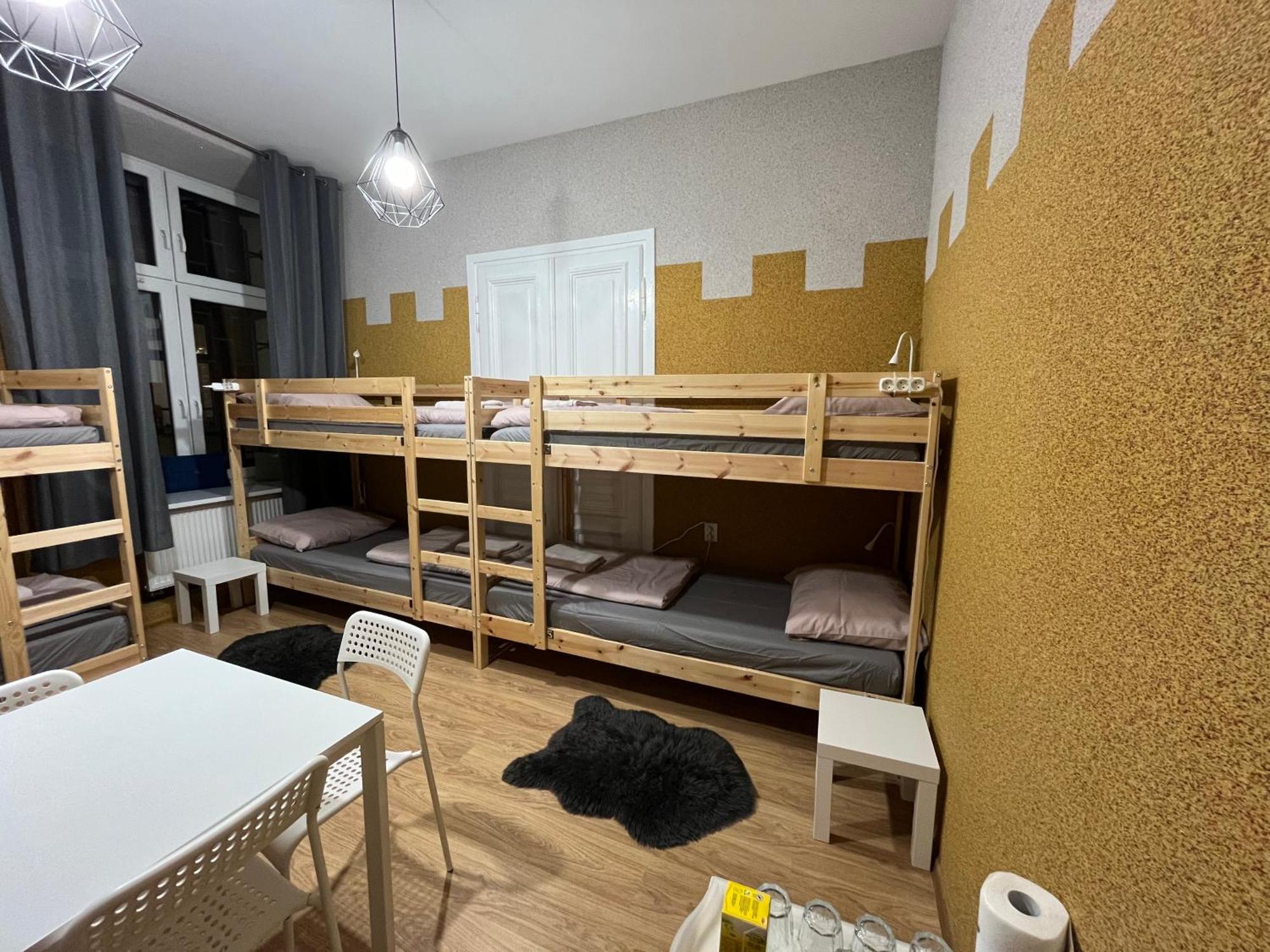 Girls Hostel Krakow Luaran gambar