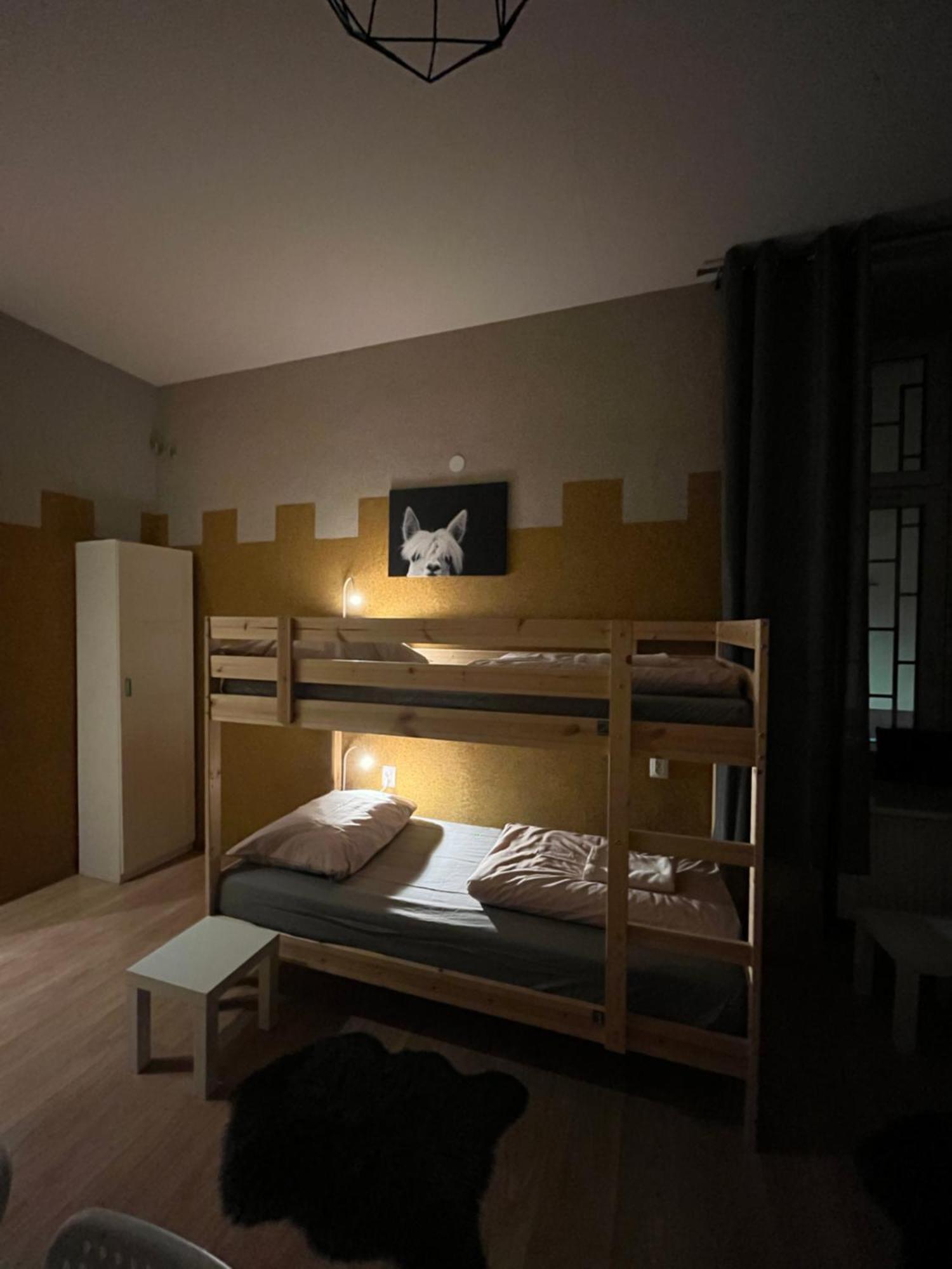 Girls Hostel Krakow Luaran gambar