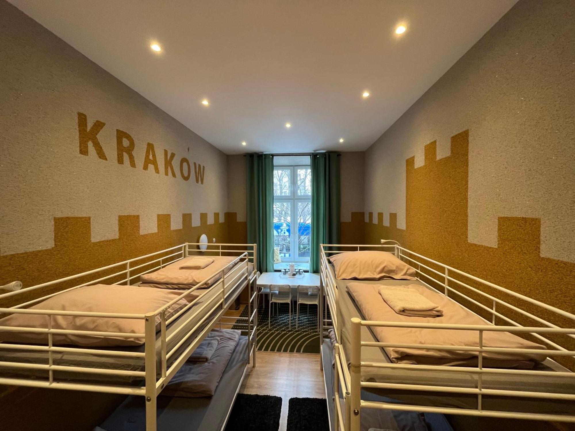 Girls Hostel Krakow Luaran gambar