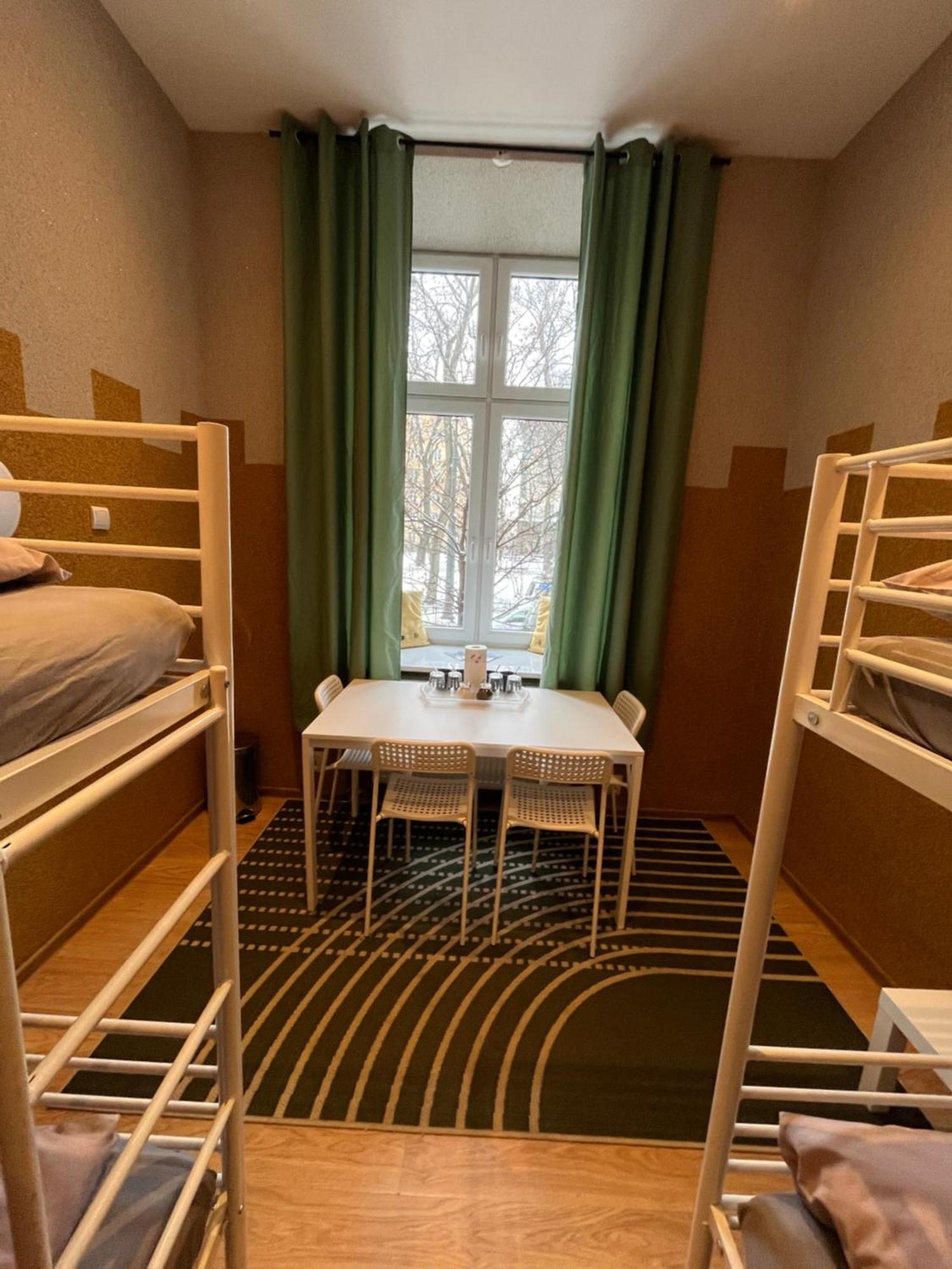 Girls Hostel Krakow Luaran gambar