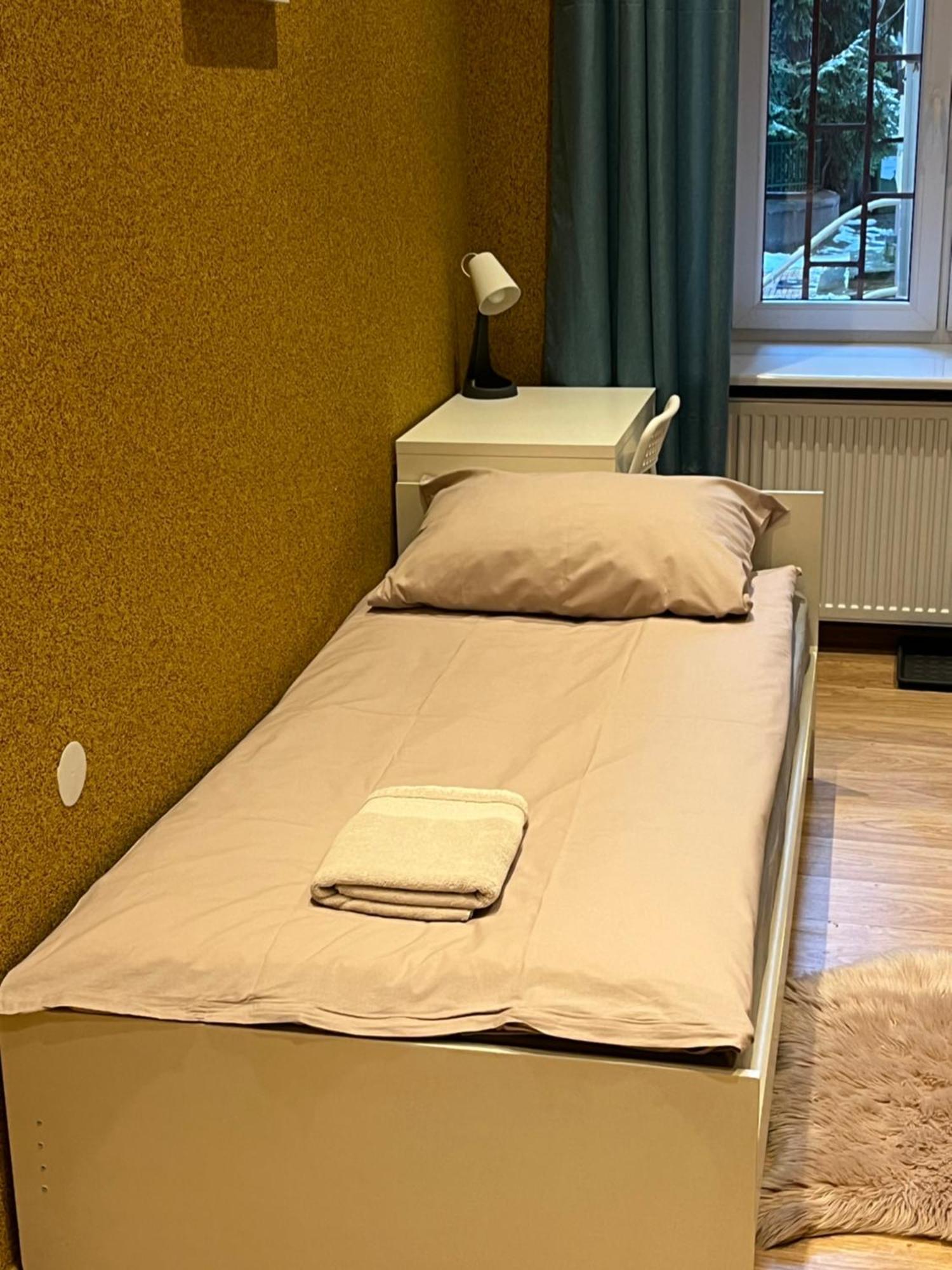 Girls Hostel Krakow Luaran gambar